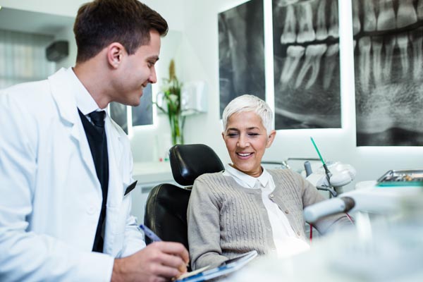 What Happens During A Visit With A General Dentist?